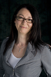 Linda J Lord