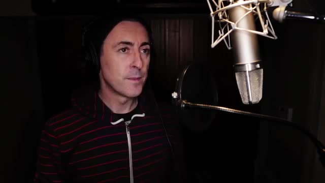 Alan Cumming sings "Why"