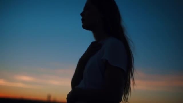Maggie Rogers - Light On (Official Video)