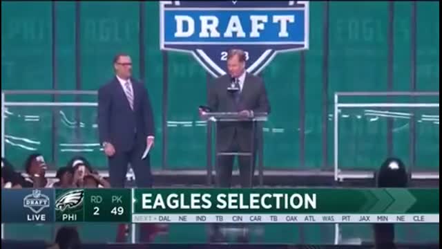 David Akers Completely ROASTS Cowboys Fans at the Draft!!
