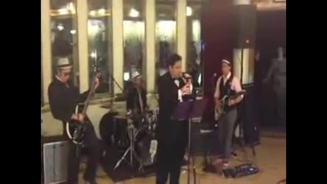 Mack The Knife featuring Manny