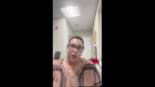 How to Celebrate the Holidays with Someone Living withith Dementia