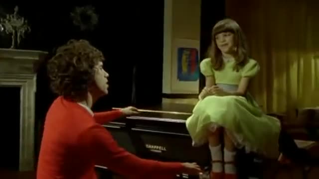 MIKA - Grace Kelly (Official Video)