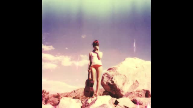 Noël Wells - Sunrise (Single)