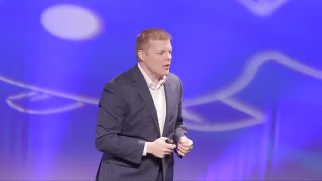 Humorous Customer Experience Keynote