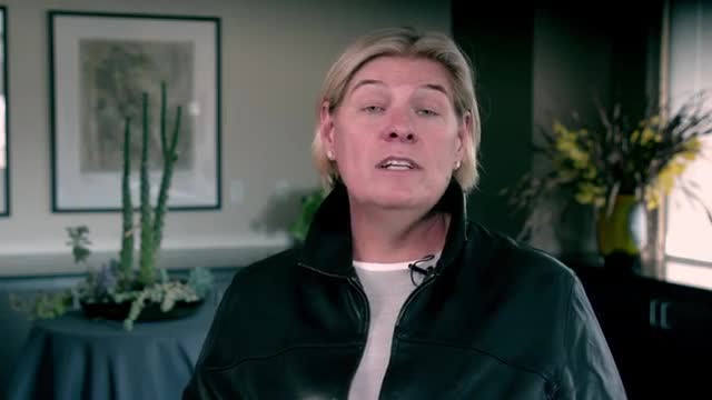 Laura Desmond - The Media Founders