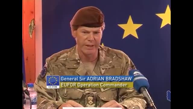 General Sir ADRIAN BRADSHAW visits flooded areas in BiH