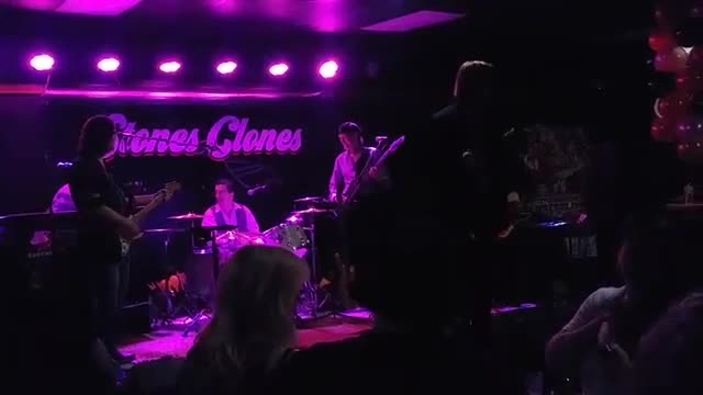 Stones Clones