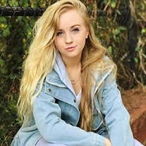 Lindee Link