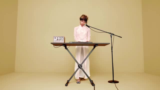 Charlotte Dos Santos - Red Clay