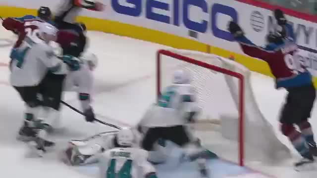 Top 10 Nathan MacKinnon plays from 2018-19