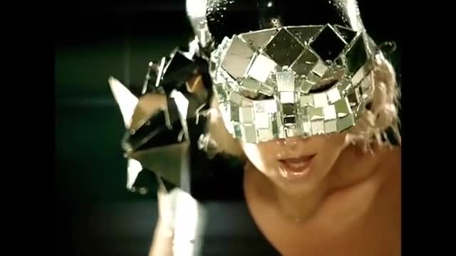 Lady Gaga - Poker Face (Official Music Video)