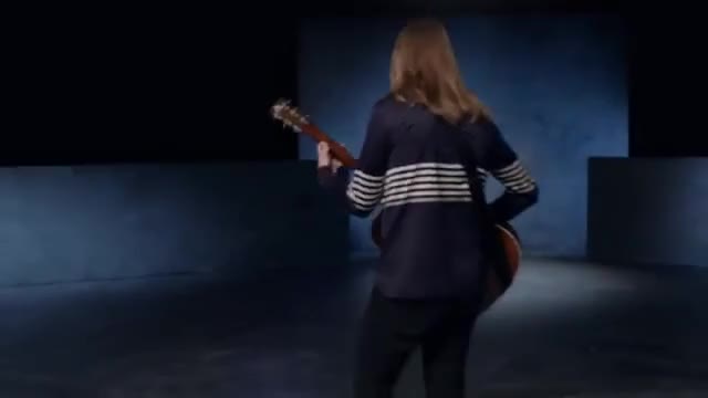 Maroon 5 - Girls Like You ft. Cardi B