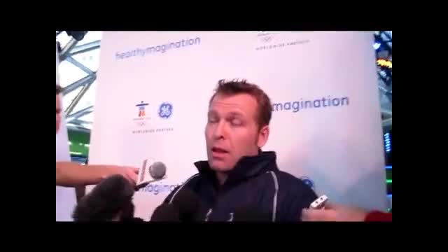 Martin Brodeur talks hockey, tech (CNET)