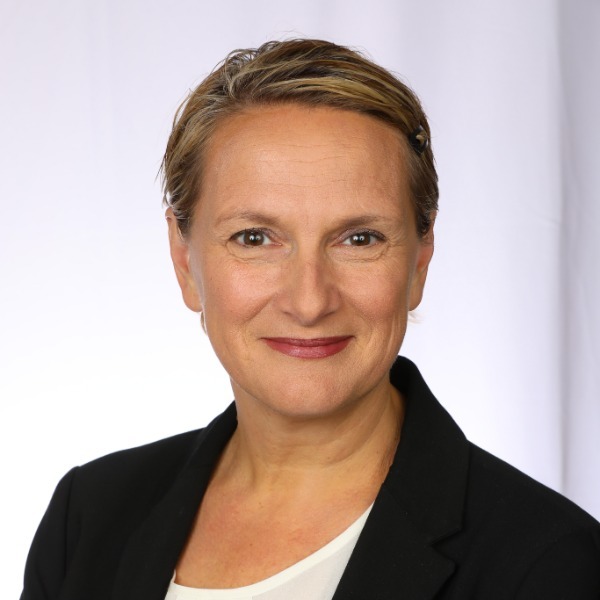 ESpeakers Virtual Certified Presenter Ksenija Polla CMP Espeakers virtual certified presenter ksenija polla cmp