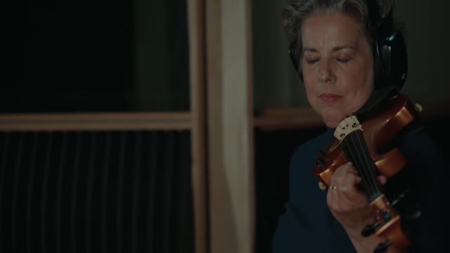 DIANE ALLEN MUSIC: BEYOND THE MOMENT