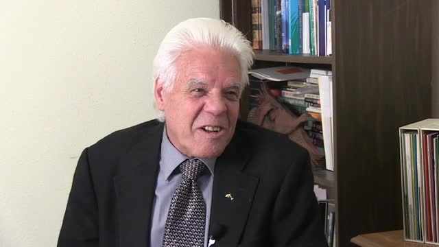 Rob Caughlan: Outmaneuvering