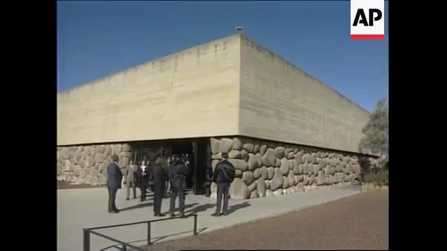 ISRAEL: JERUSALEM: GERMAN FOREIGN MINISTER JOSCHKA FISCHER - LATEST