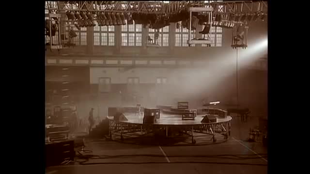 Anita Baker - "Giving You The Best That I Got" [Official Music Video]