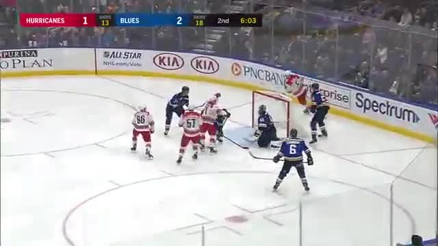 Lucas Wallmark #71 (Carolina Hurricanes) first NHL goal 30/12/2017