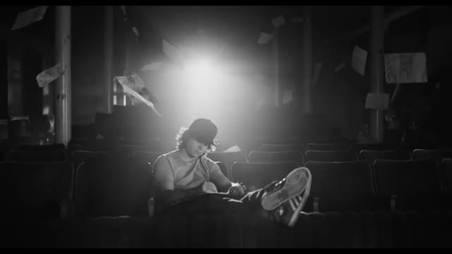 Lukas Graham - 7 Years [OFFICIAL MUSIC VIDEO]