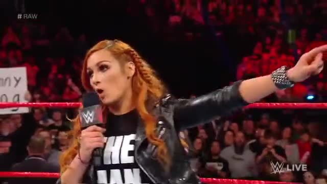 Becky Lynch attacks Stephanie McMahon: Raw, Feb. 4, 2019