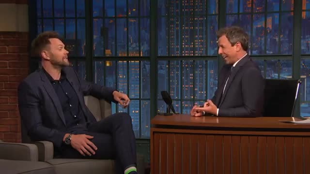 Joel McHale Bested One of the World's Best Fortnite Players