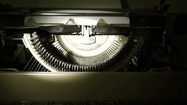 Robyn Hatcher - Story-Powered Communication Expert - Reel