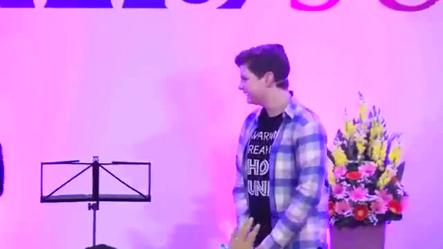 Henry Patterson 'I Believe' | Hanoi Wealth Summit | 2018 | Young&Might