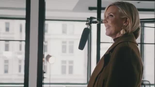 Build Like A Woman: June Diane Raphael