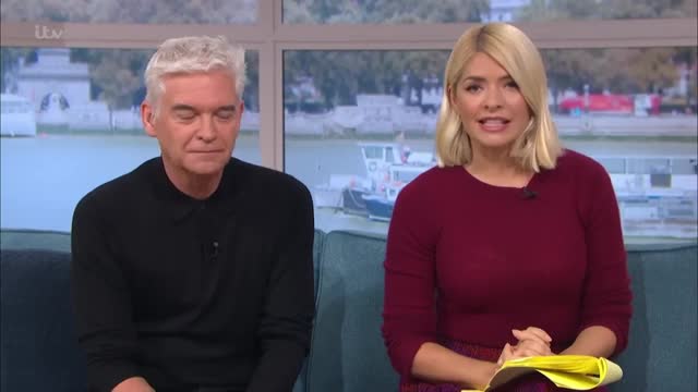 Phillip & Holly Interview This Morning's First Robot Guest Sophia | This Morning