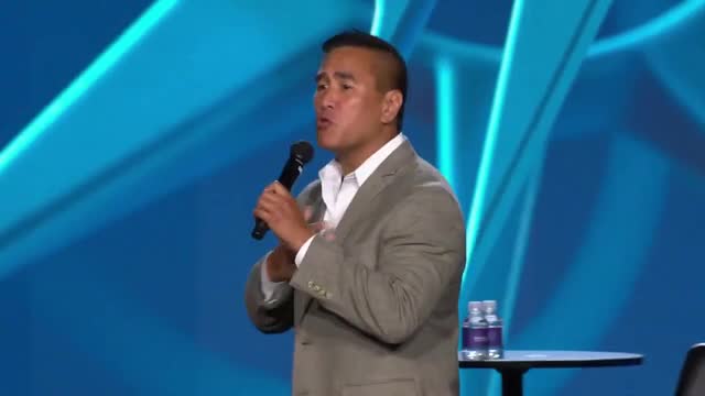 Niel At the International Maxwell Leadership Conference 2024