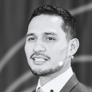 Ovi Vasquez, Author | Inspirational Keynote Speaker