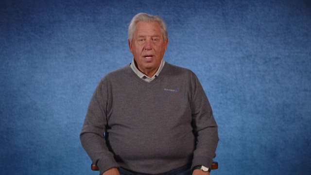 John Maxwell Introduces Dori LaMarra
