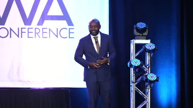 Short Clip - Marketing & Sales Keynote Speaker